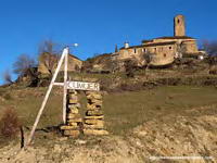 IGLESIA DESDE LA CARRETERA DE ACCESO