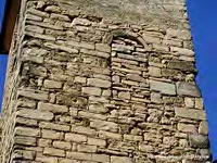 DETALLE DEL LIENZO ESTE DE LA TORRE. VENTANAL CEGADO