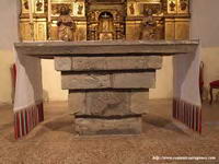 ALTAR CON CRISM&Oacute;N REUTILIZADO