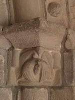 CAPITEL DEL LADO ESTE-AVES ENFRENTADAS