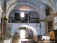 INTERIOR DEL TEMPLO HACIA LOS PIES