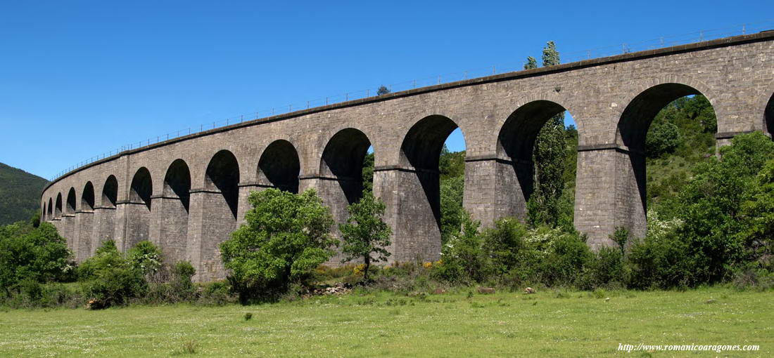 VIADUCTO DEL CANFRANERO, JUNTO AL CAMINO DE CENARBE