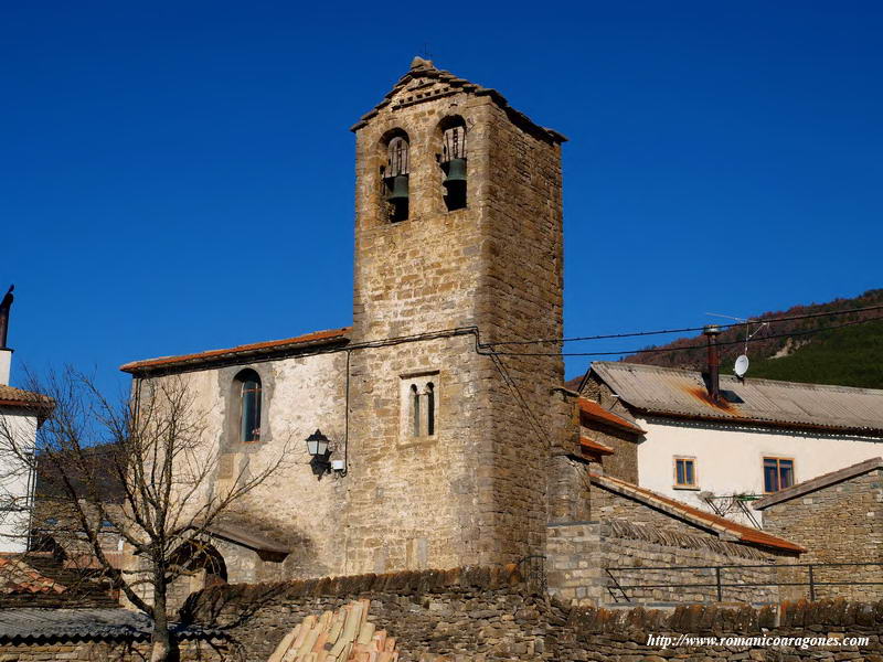 VENTANAL GEMINADO DE LA TORRE. ESTILO MOZÁRABE; EMPARENTADO CON LAS TORRES DEL GÁLLEGO