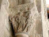 CAPITEL Y SU �BACO.