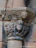 CAPITEL DEL LADO SUR