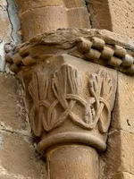 CAPITEL VANO SUR