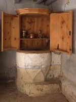 PILA CON SU MUEBLE AUXILIAR