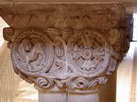 DETALLE CAPITELES