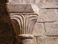 CAPITEL DEL ALTAR DERECHO