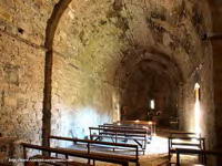 NAVE DE LA IGLESIA HACIA LOS PIES.