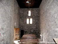 INTERIOR DEL TEMPLO, HACIA LOS PIES