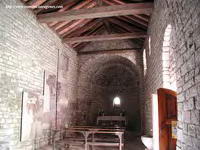 INTERIOR HACIA LA CABECERA