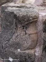 DETALLE DE LA BASA SITUADA A PONIENTE DEL CONJUNTO ANTERIOR - 15/Sept/2004