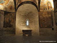 INTERIOR DEL TEMPLO HACIA LA CABECERA