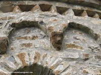 DETALLE DE LA DECORACI�N LOMBARDA ABSIDAL