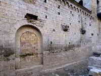 PORTADA DE ACCESO AL CLAUSTRO