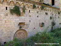 MURO NORTE Y PORTADA DE ACCESO AL CLAUSTRO