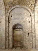 PORTADA DE ACCESO AL CLAUSTRO