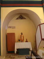 CAPILLA SUR CON LAPIDAS REUTILIZADAS