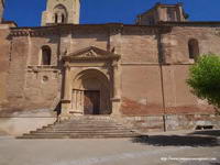 DETALLE DE LA FACHADA SUR DEL TEMPLO