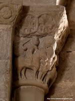 CAPITEL LADO NORTE-DETALLE DEL CABALLERO