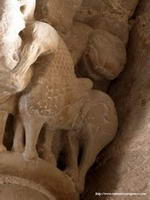 CAPITEL LADO NORTE-DETALLE DEL GRIFO Y LE�N