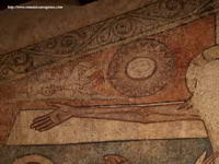 DETALLE DEL CALVARIO, CON LA SOL  Y &Aacute;NGELES