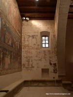 RESTOS DE PINTURAS EN PRESBITERIO