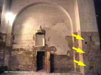 MURO LATERAL NORTE. PROBABLE CICATRIZ DE ARRANCAMIENTO DE SEMICOLUMNA