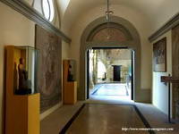 ACCESO AL CLAUSTRO ROM�NICO DESDE EL MUSEO DIOCESANO