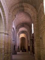 NAVE SUR HACIA LA CABECERA DEL TEMPLO