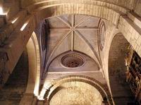 B�VEDA DEL CRUCERO DEL TEMPLO. A LA DERECHA, ABSIDE CENTRAL