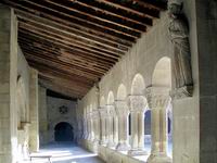ALA NORTE DEL CLAUSTRO, DESDE EL OESTE. AL FONDO, ACCESO A PANTE�N REAL