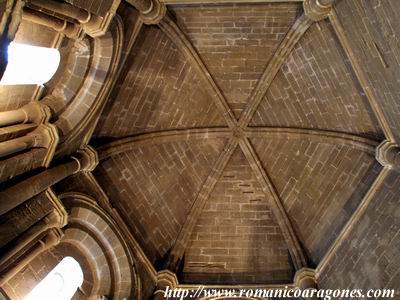 B�VEDA DEL CUERPO INFERIOR DE LA TORRE