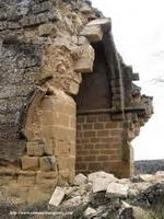 VENTANAL ASPILLERADO CENTRANDO EL EXTERIOR DEL �BSIDE