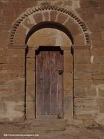 DETALLE DE LA PORTADA DE PONIENTE