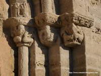 CAPITELES DEL LADO ESTE 