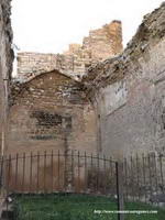 INTERIOR DEL TEMPLO HACIA LOS PIES