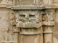 DETALLE DE CAPITELES POSTERIORES