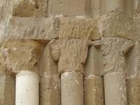CAPITELES DEL LADO NORTE DEL P�RTICO