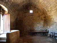 INTERIOR HACIA LOS PIES DEL TEMPLO