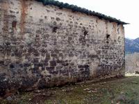 MURO NORTE, CON PUERTA ADINTELADA CEGADA