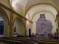 INTERIOR DE LA PARROQUIAL HACIA LA CABECERA