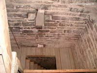INTERIOR DE LA TORRE. ESTRUCTURA DE MADERA