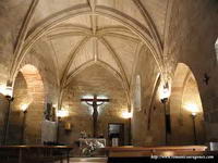 INTERIOR DEL TEMPLO HACIA LA CABECERA