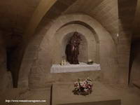 VENTANAL EN CABECERA DE CRIPTA