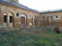 LOS CLAUSTROS