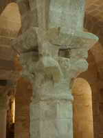 CAPITEL DE LA CRIPTA