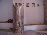 COLUMNA-ESTATUA