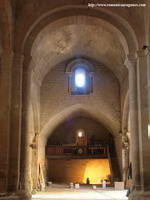 NAVE CENTRAL HACIA LOS PIES